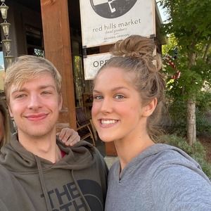 Meet your Posher, Mckenzie